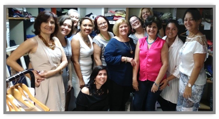 Desta vez um desfile de lindos acessórios! Celestial! – Divertidosos